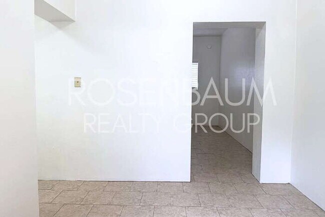 Foto del edificio - Cozy studio apartment in the heart of Tucson!
