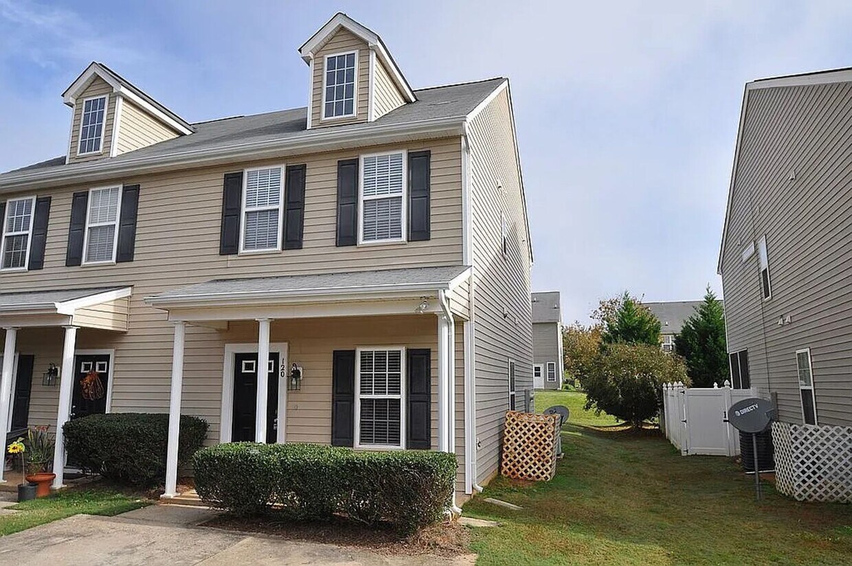 Primary Photo - Two Story townhome in Clayton