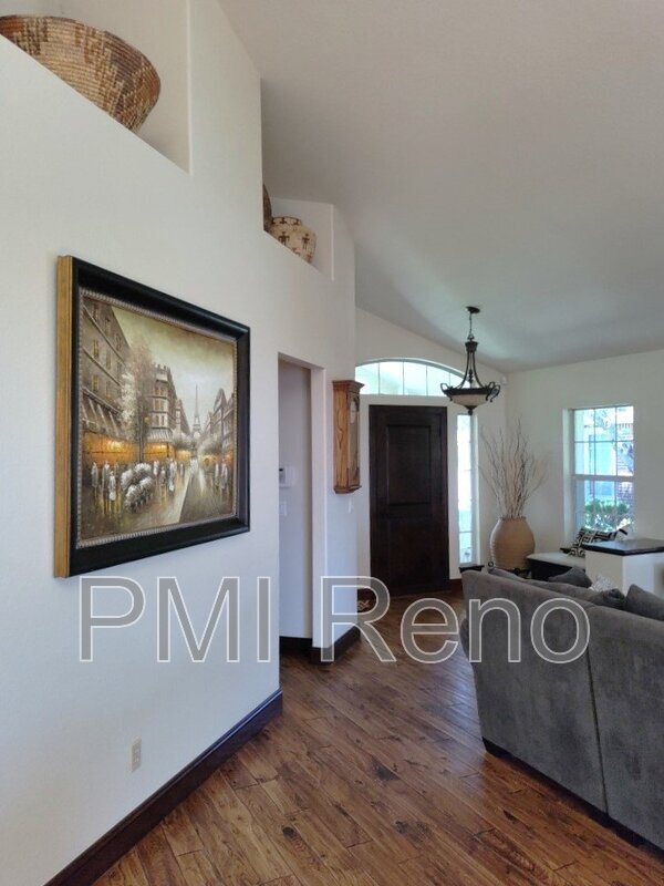 Foto del edificio - 6101 Carriage House Way