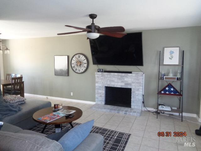 Foto del edificio - 1255 Cunningham Dr