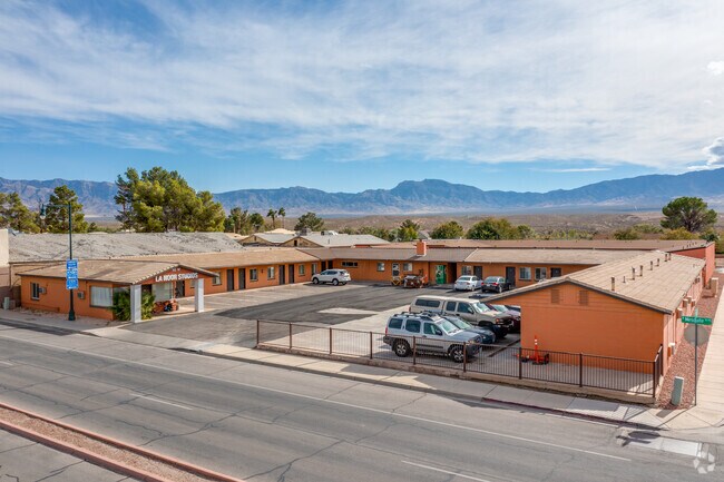 Foto del edificio - Desert Bloom Studios