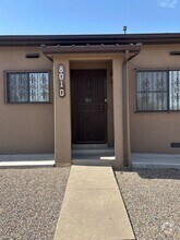 Building Photo - 801 Ortiz Dr SE