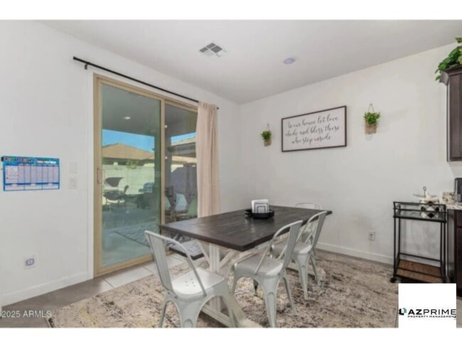 Foto del edificio - BEAUTIFUL HOME