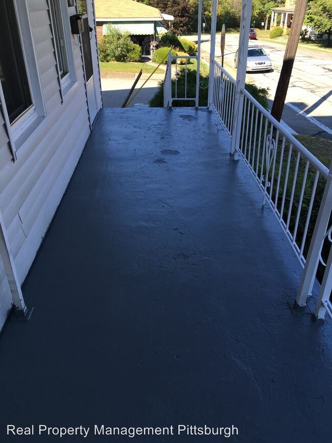 Foto del edificio - 65-67 W Broadway Ave