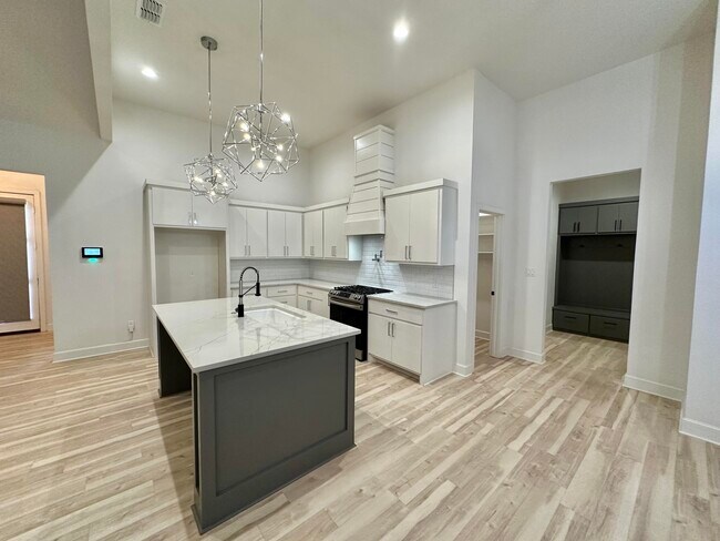 Foto del edificio - 504 Brookshire Ave