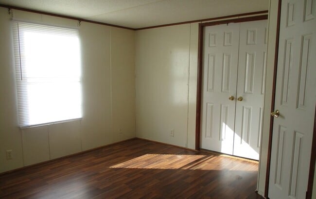 Building Photo - 133 Cypress Ln