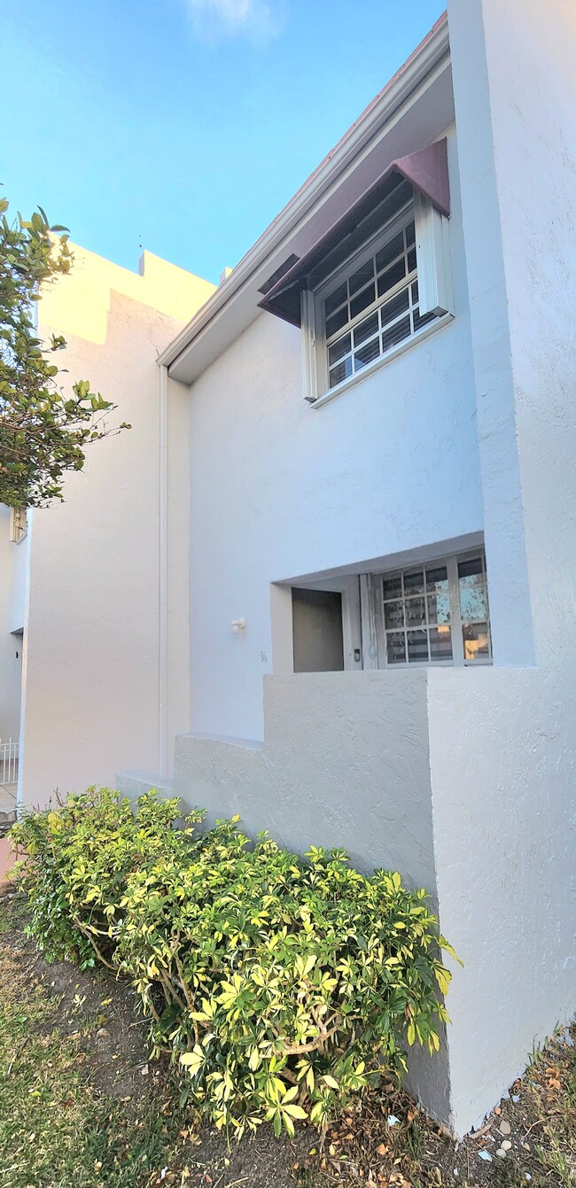 Foto del edificio - 10360 SW 154th Circle Ct