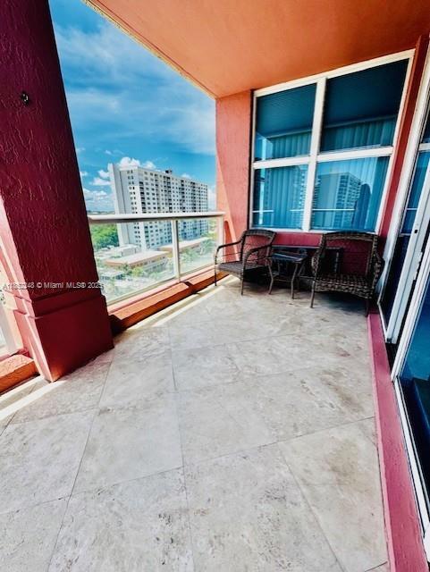 Building Photo - 2100 N Ocean Blvd