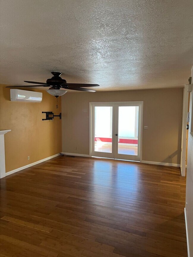 Foto del edificio - Beautiful Rockridge Home for long term Lease.