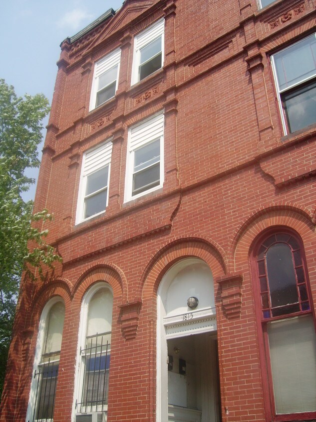 Foto del edificio - 1815 St Paul St