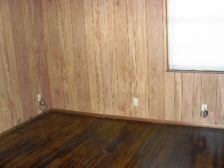 Building Photo - 910 San Antonio St