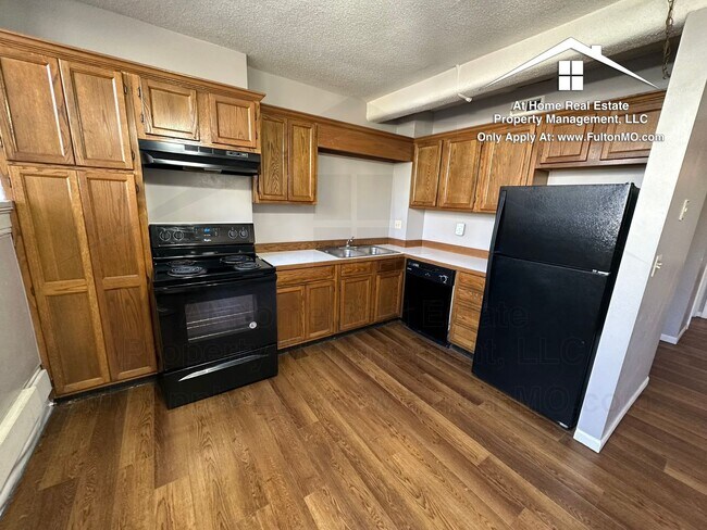 Foto del edificio - 808 Center St