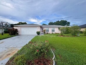 Building Photo - 1005 Bradford Dr