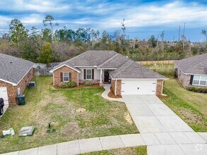Building Photo - 3619 Azalea Ct