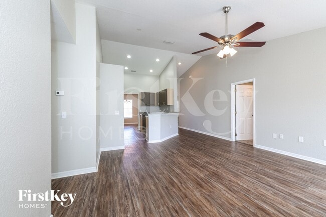 Foto del edificio - 1424 Teal Dr