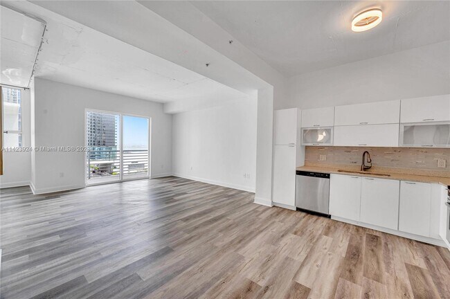 Foto del edificio - 234 NE 3rd St