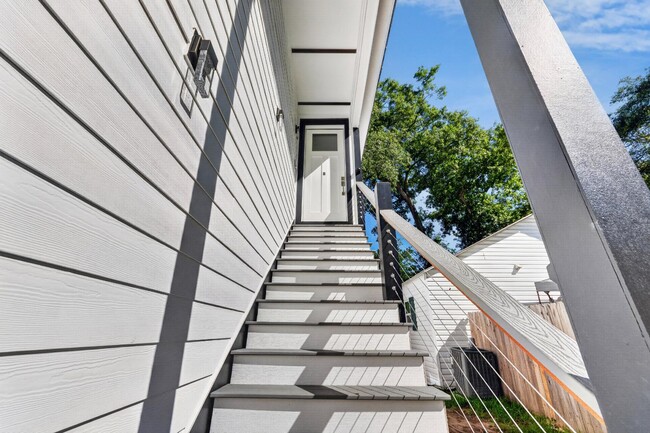 Photo - 1983 Macon Ave House