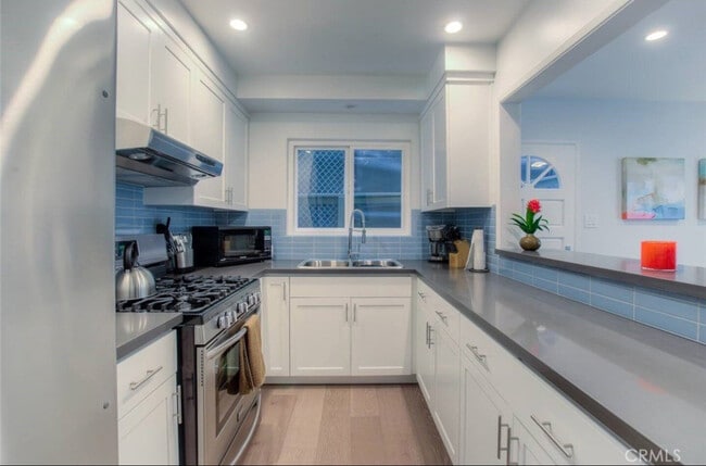 Building Photo - 202 Moonstone St