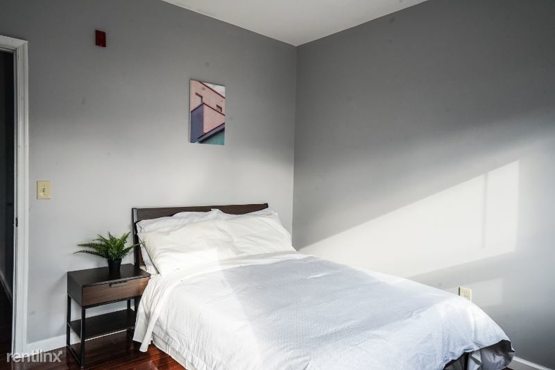 Foto principal - 211 N Camac St