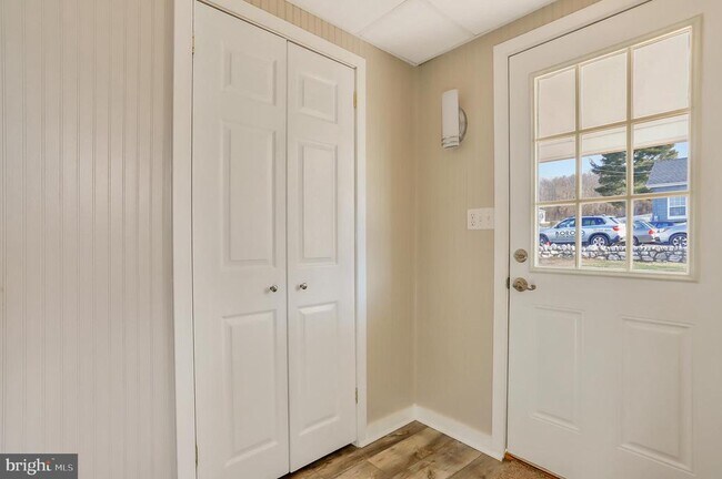 Foto del edificio - 8964 Anthony Hwy