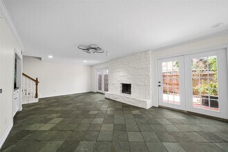 Building Photo - 1573 W Sam Houston Pkwy S