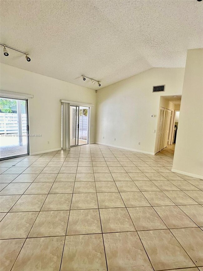 Building Photo - 14530 SW 142 Court Circle, Miami, FL 33186