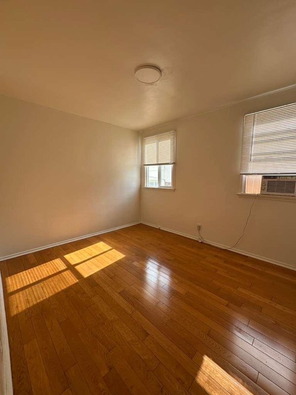 Foto del edificio - 1737 N Sycamore Ave