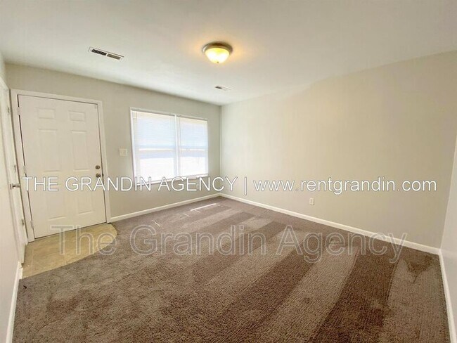 Foto del edificio - 1344 Mabry Ave SE