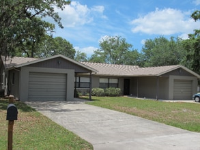 Building Photo - 1321 Malone Ave