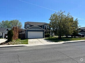 Building Photo - 380 Southwest 33rd Drive