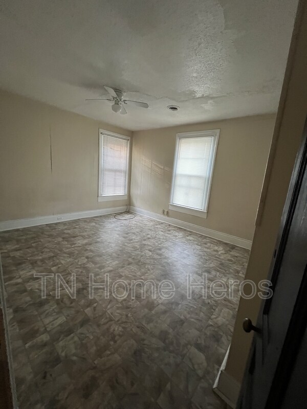 Foto del edificio - 2509 Parkview Ave