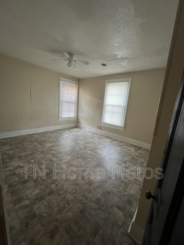 Photo - 2509 Parkview Avenue B - 2 Apartment