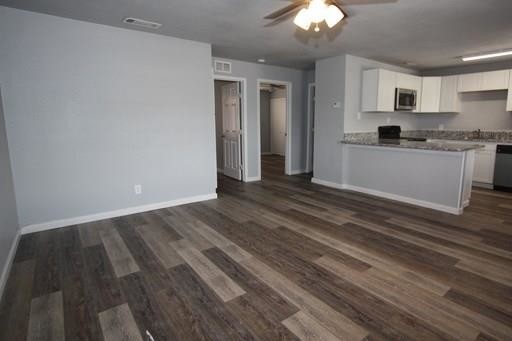 Primary Photo - 7328 Gillis Johnson St