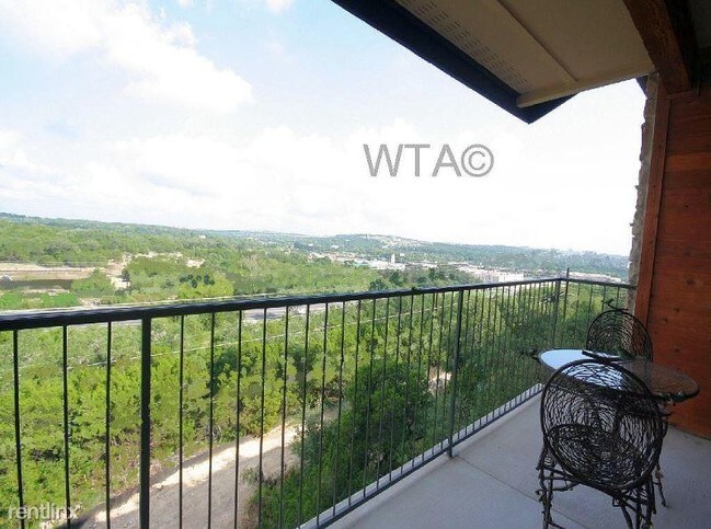 Foto del edificio - 7002 Convict Hill Rd