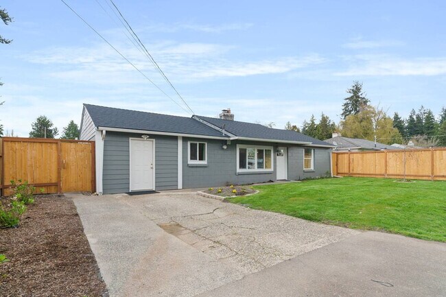 Foto del edificio - 13352 17th Ave NE