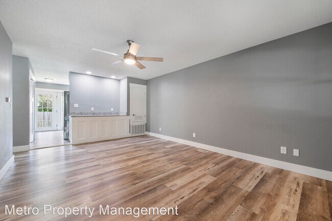 Building Photo - 2 br, 1 bath House - 346 N 14th Street