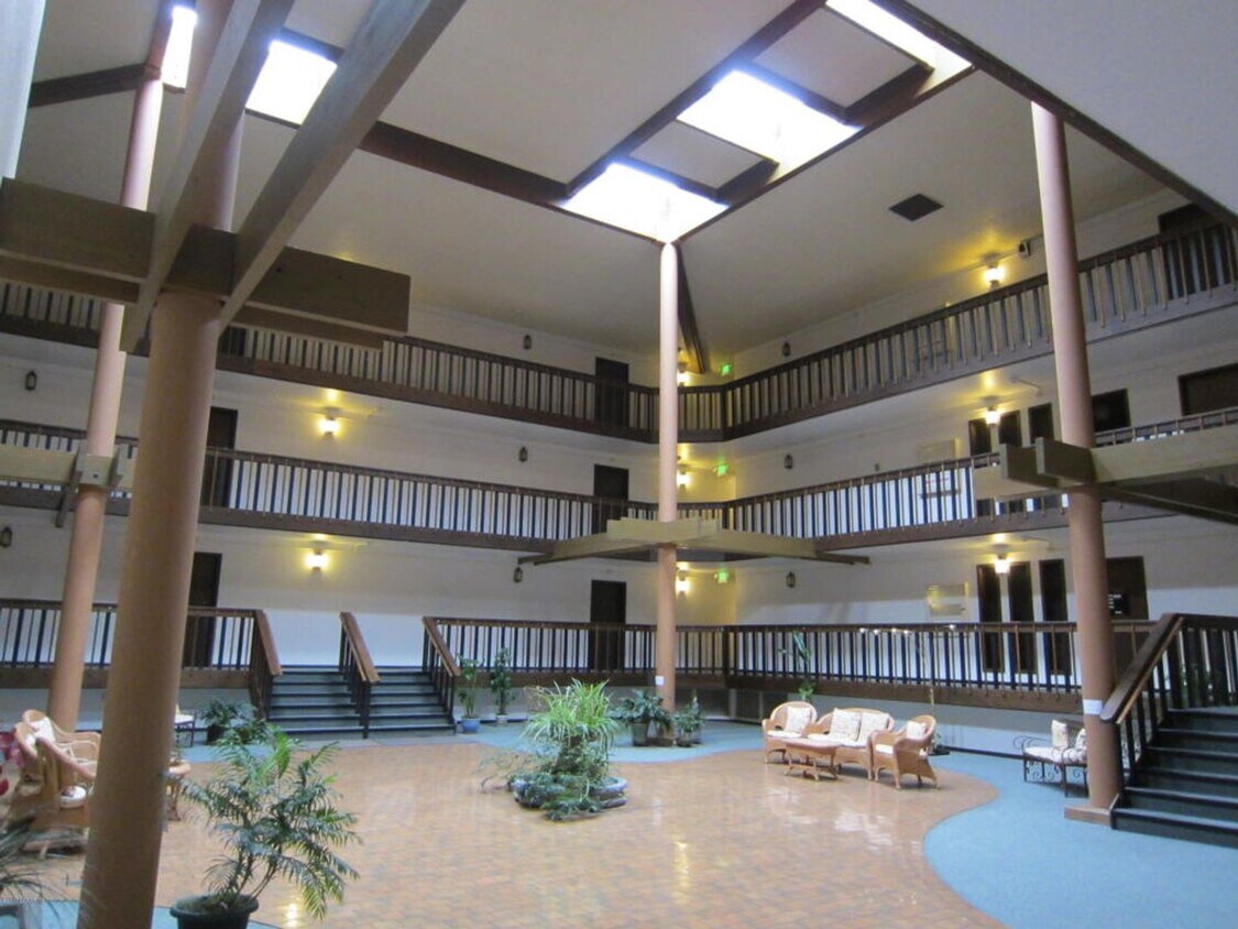 Foto principal - Furnished Downtown Corporate Rental