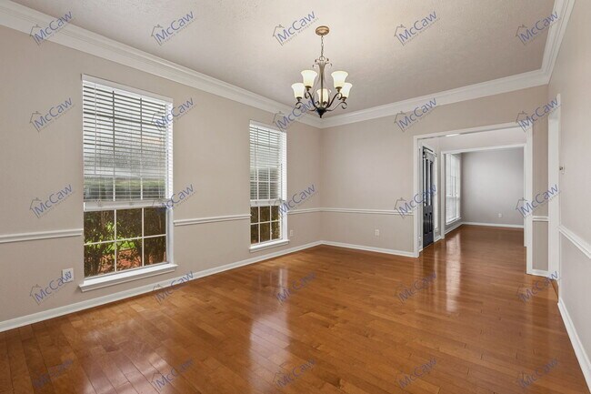 Building Photo - 3211 Wessex Cir