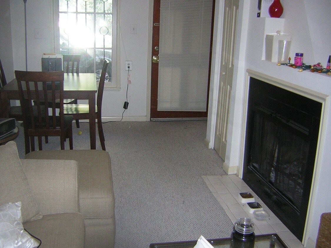 Living Room - 1415 Hopkins St NW