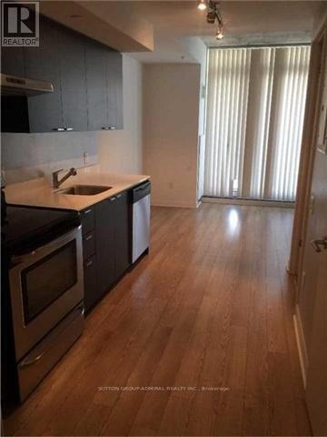 Building Photo - 375 King St W