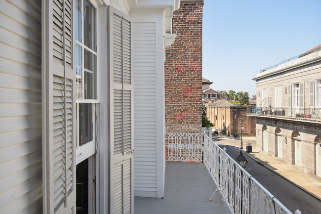 Front Balcony - 1316 Burgundy St