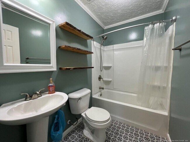 Foto del edificio - 1336 Oak Knolls Dr