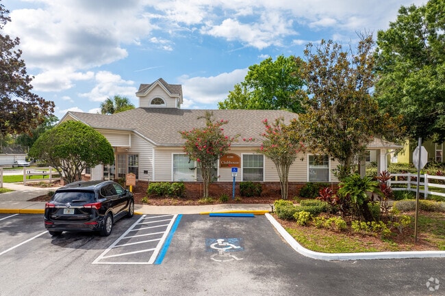 Casa club - Tierra Vista RFK LLC