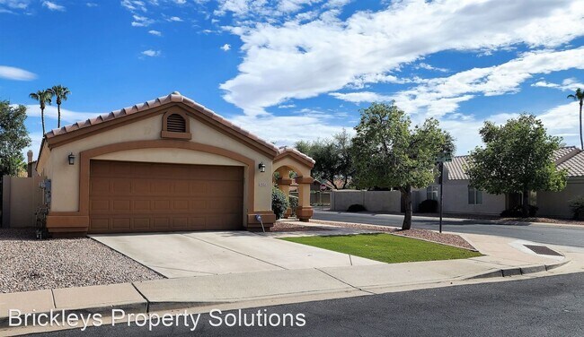 Foto del edificio - 3 br, 2 bath House - 1521 W Shellfish Dr.