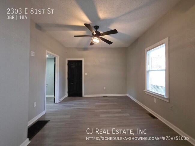 Foto del edificio - 2303 E 81 St