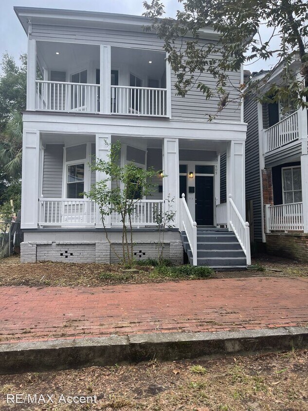 Primary Photo - 4 br, 1 bath House - 405 E Duffy St.