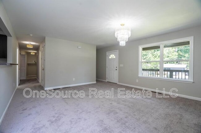 Building Photo - 1739 Merry Oak Rd SW