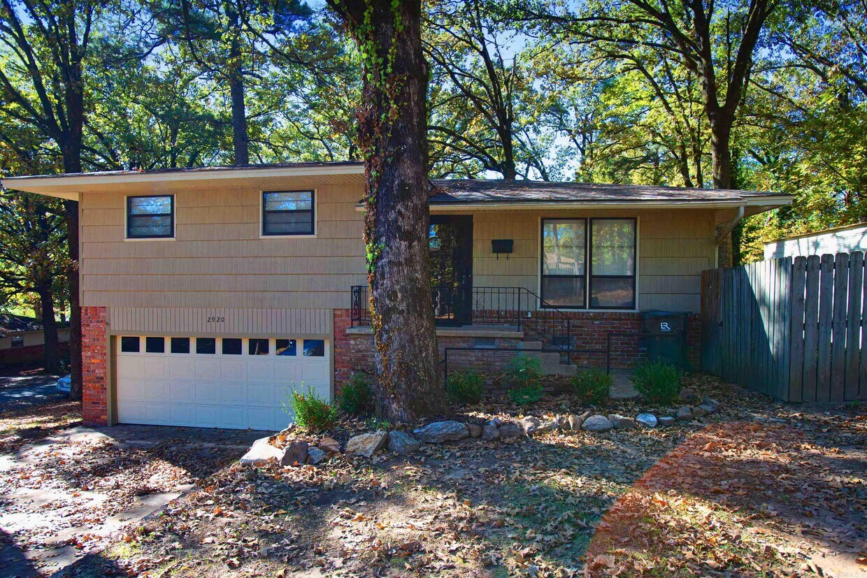 Foto principal - 2920 S Bryant St
