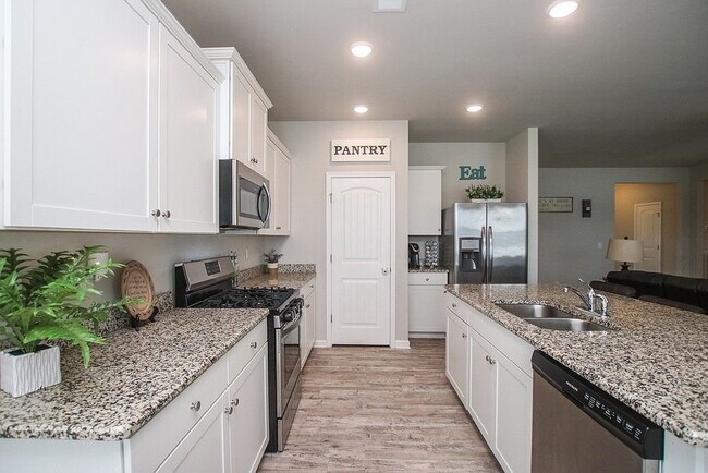 Foto del edificio - 203 Princeton Dr