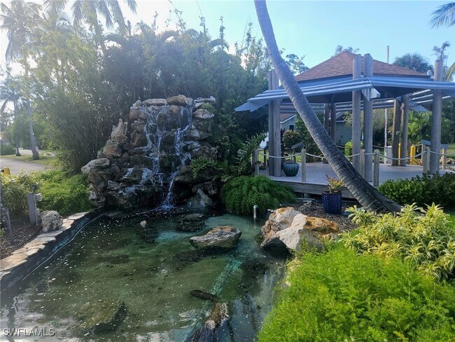 Foto del edificio - 17756 Park Village Blvd